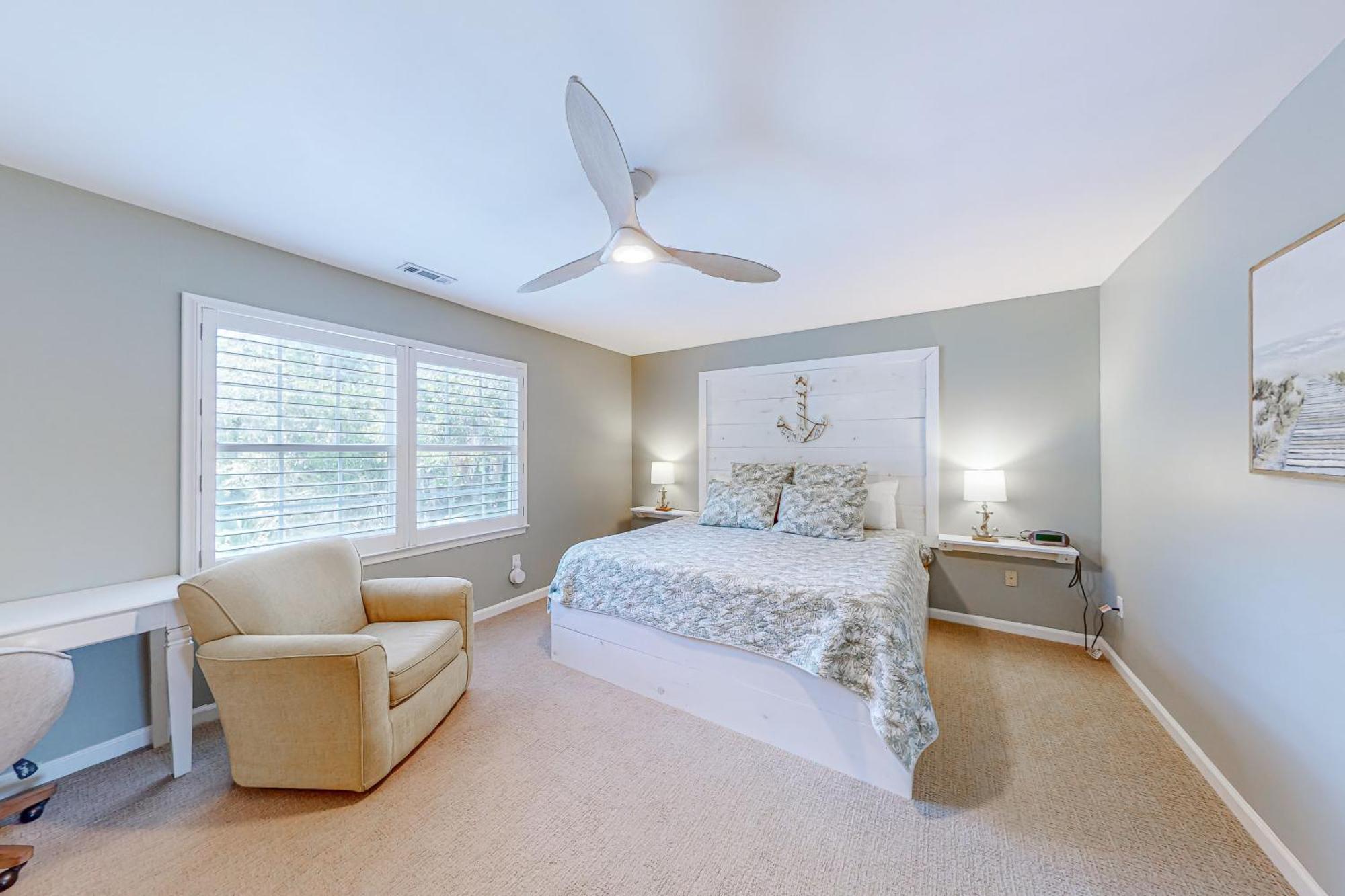 27 Lagoon Road Holiday home *