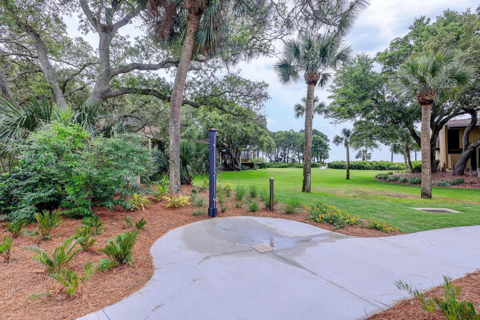 21 Hilton Head *