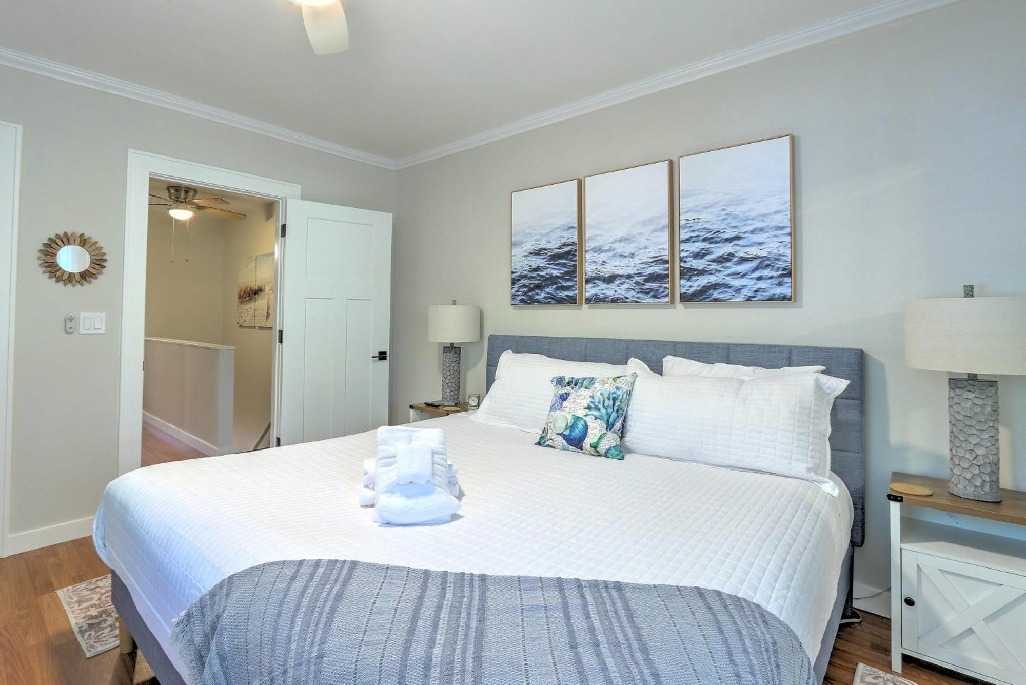 Walk To Pet Friendly Bbq Grill *