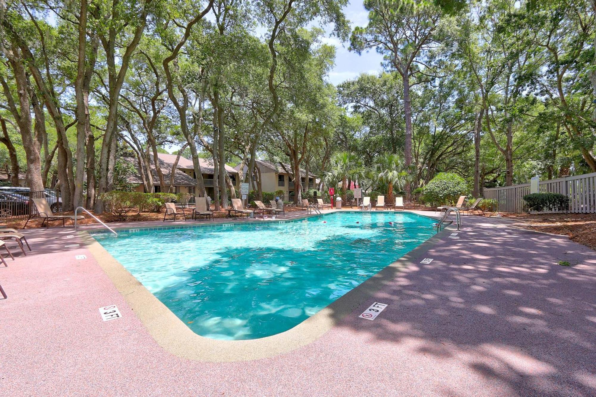 Holiday home Walk To Pet Friendly Bbq Grill Hilton Head Island