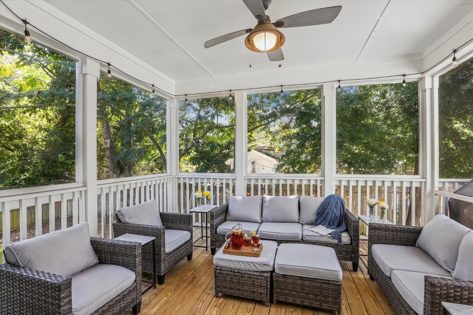 1 Azalea Street Holiday home