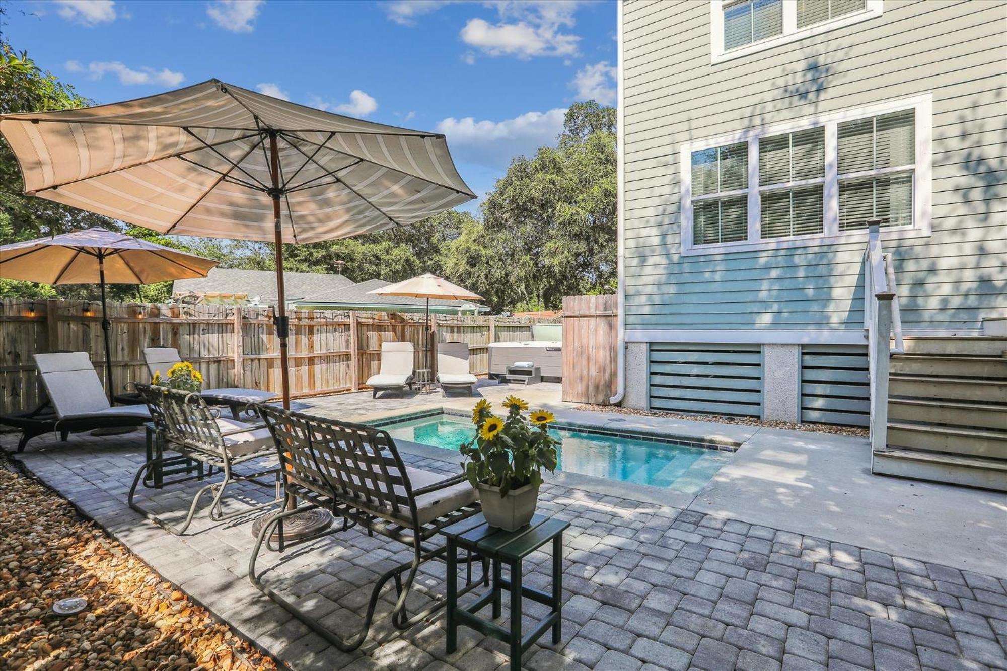 1 Azalea Street Holiday home
