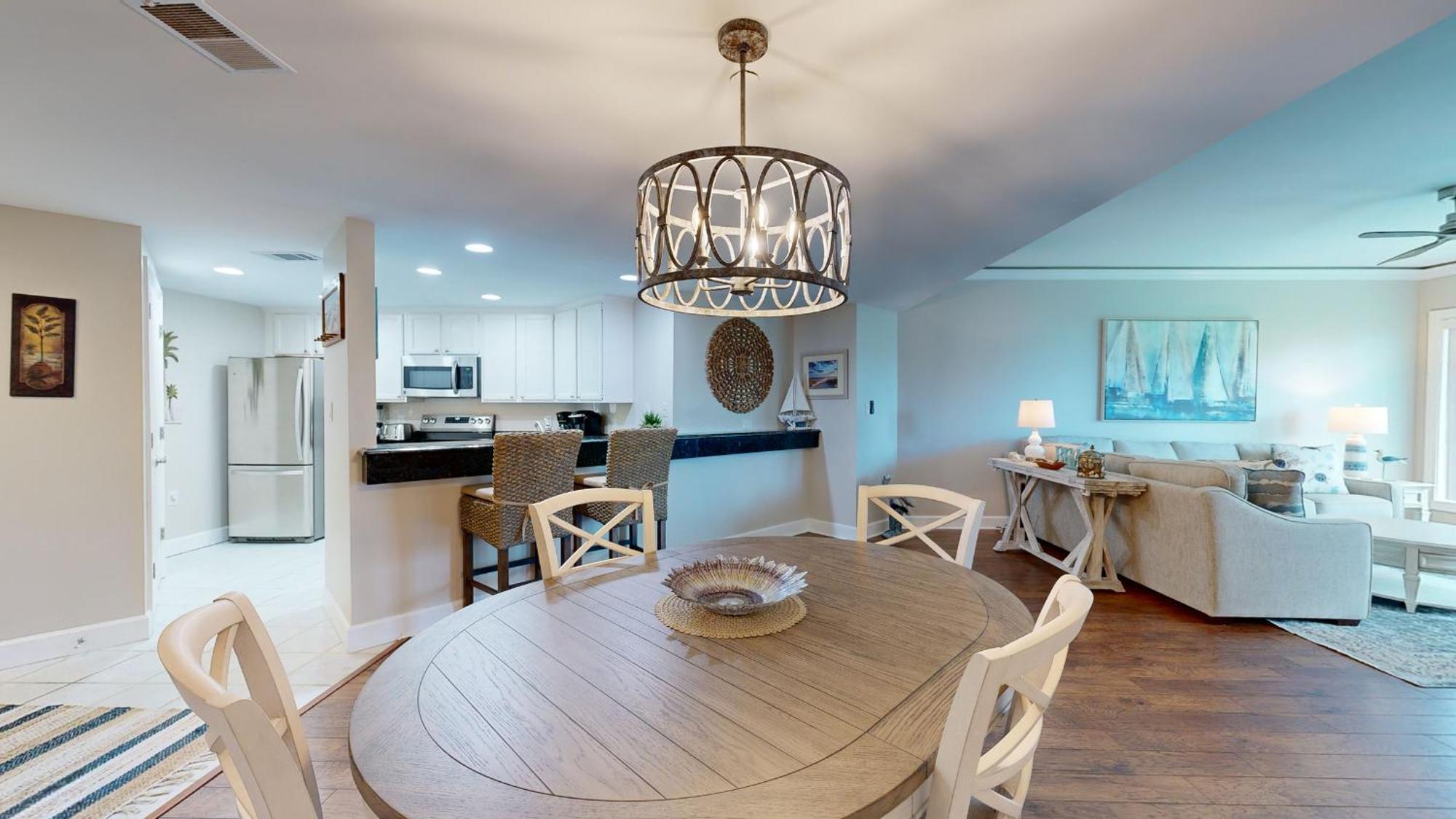 Villa 210 Windsor Place