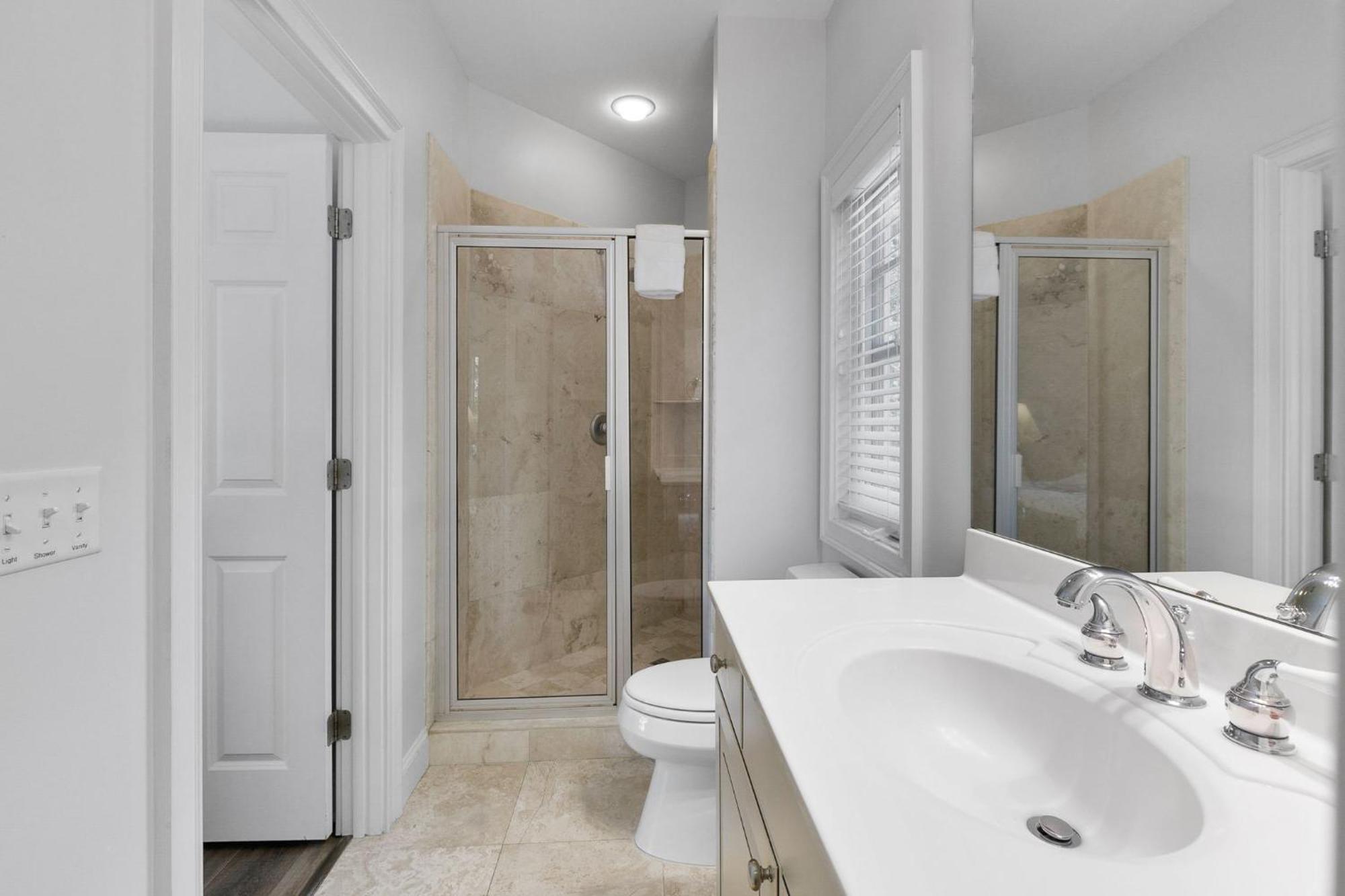 8 Nighthawk - Host2coast Holiday home