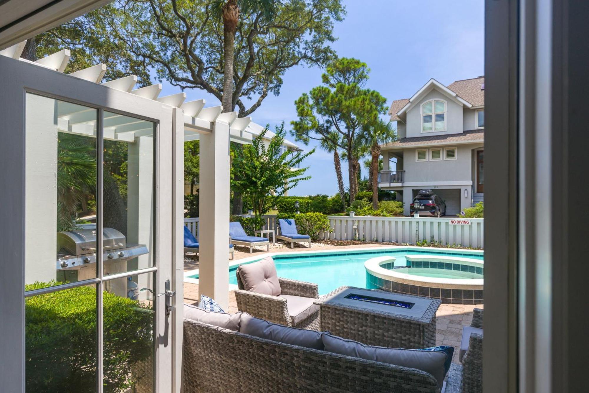 8 Nighthawk - Host2coast Holiday home