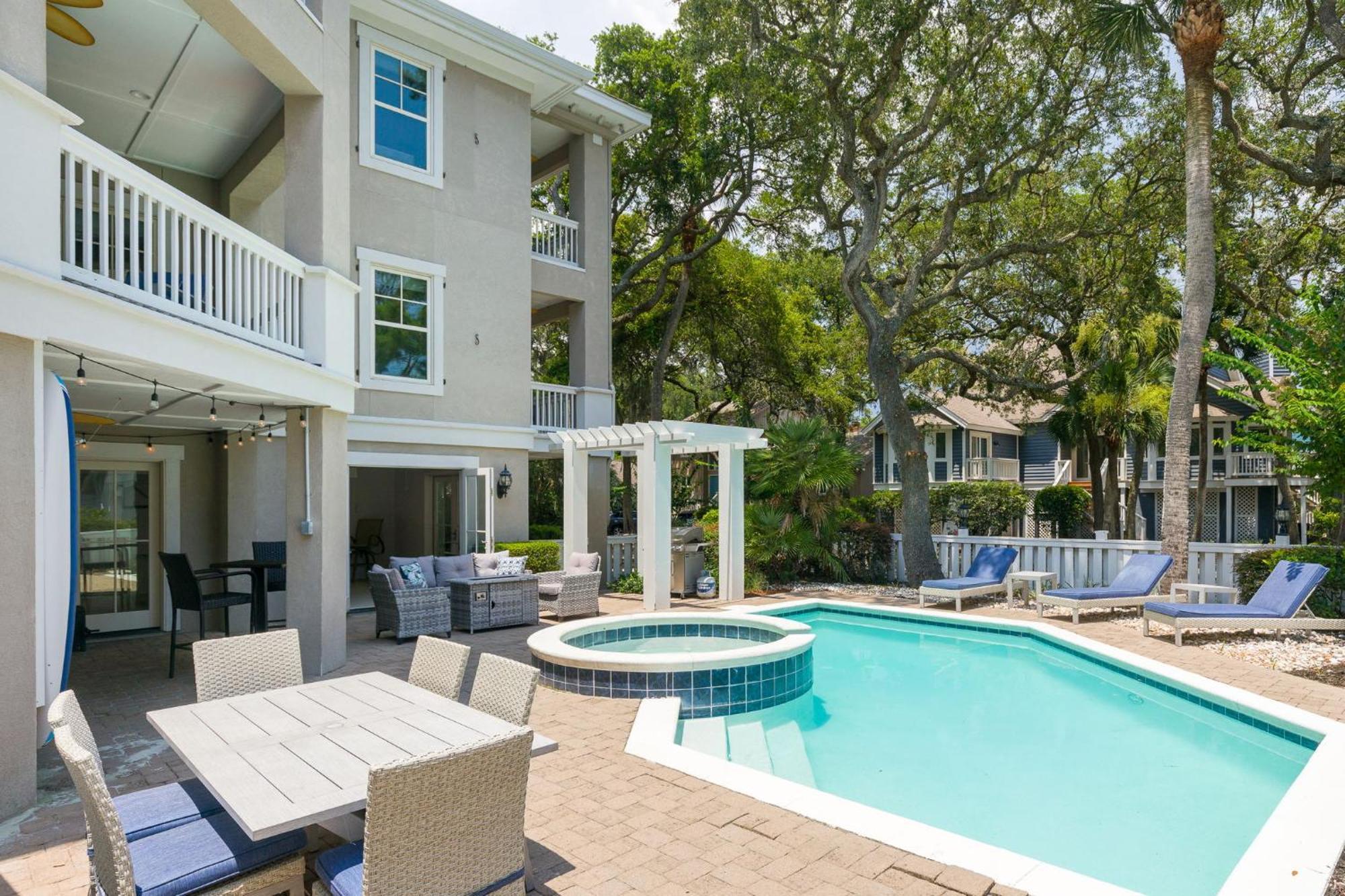 8 Nighthawk - Host2coast Holiday home