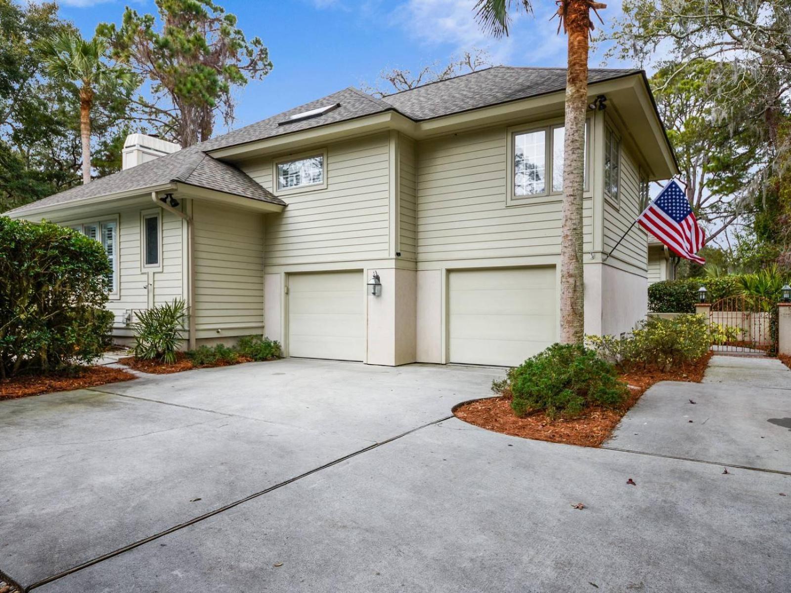 6 Wood Ibis - Host2coast * Hilton Head Island