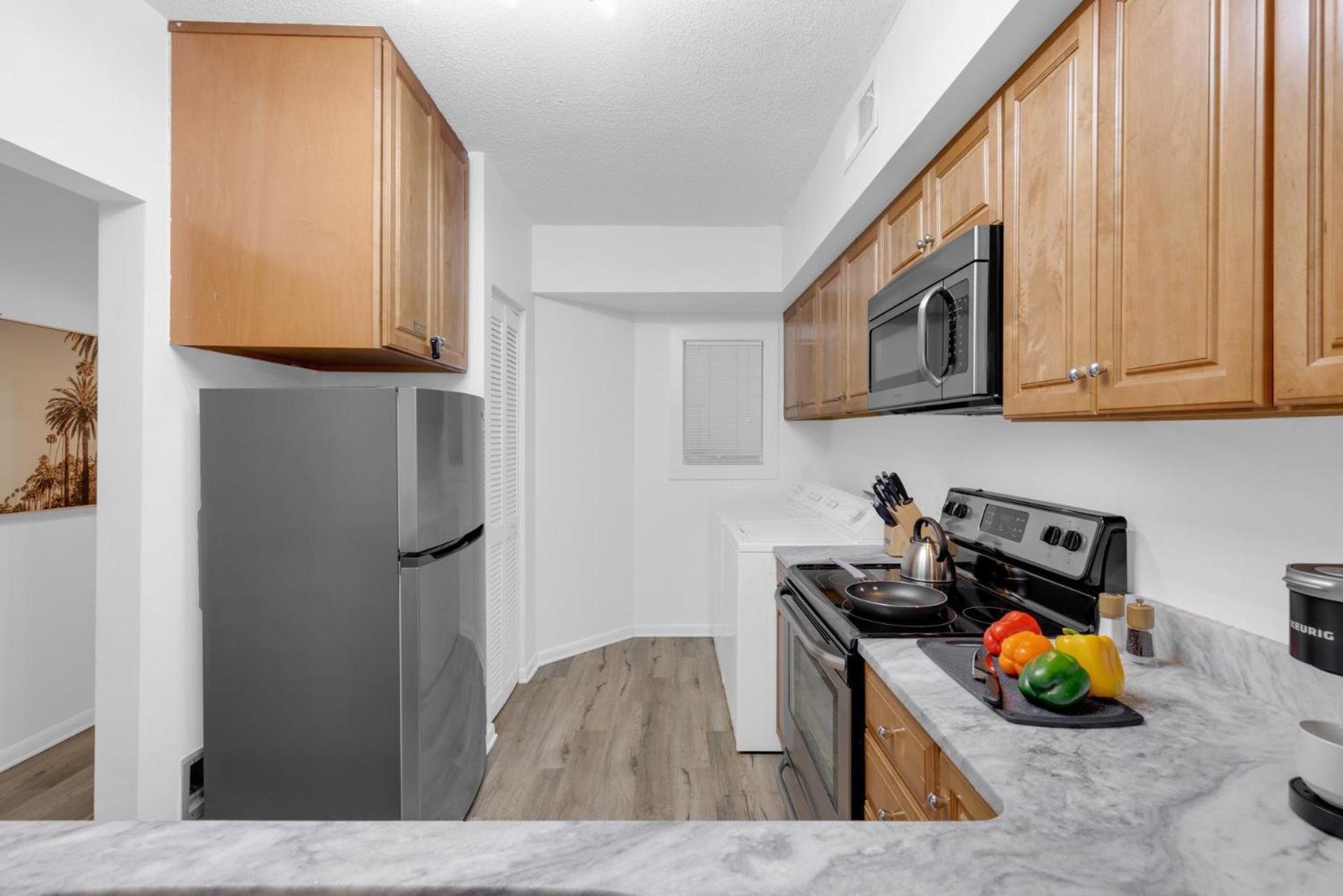 138 Shorewood *