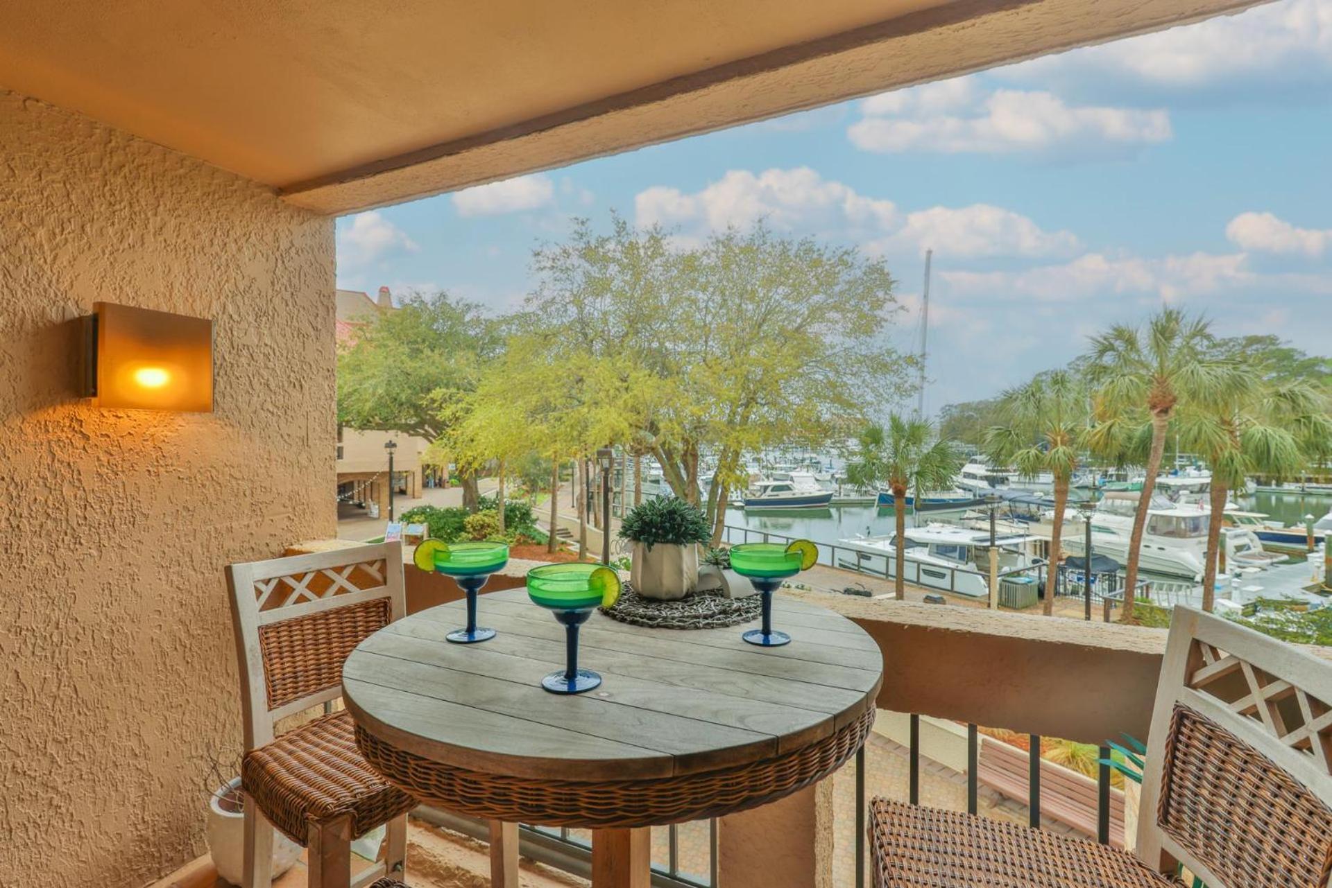7104 Harbourside 1