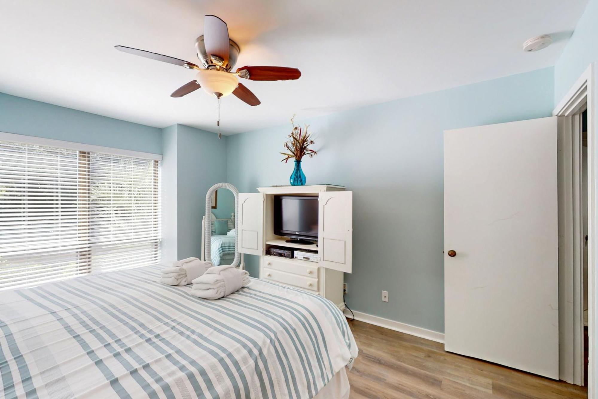 Lighthouse Tennis 2376 Apartment