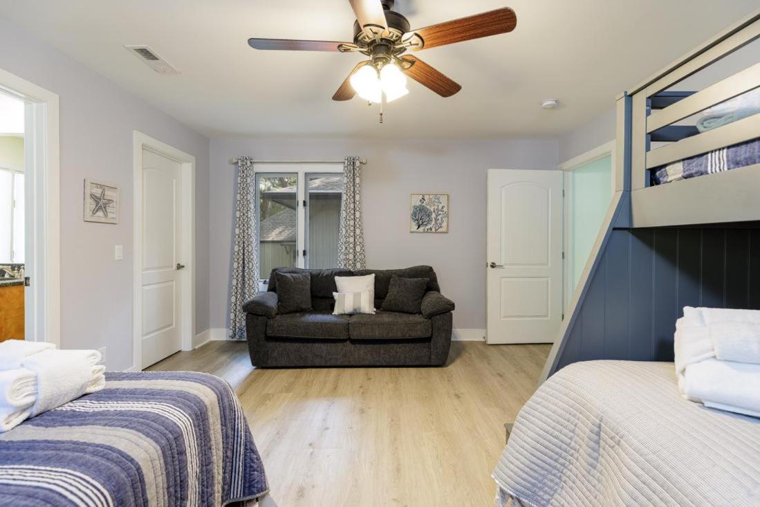 23 Willow Oak West