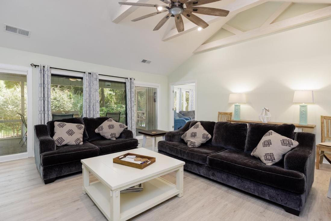23 Willow Oak West * Hilton Head Island