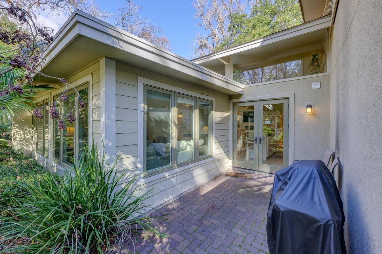 8 Lighthouse Road * Hilton Head Island