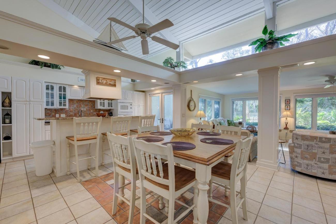 8 Lighthouse Road Villa
