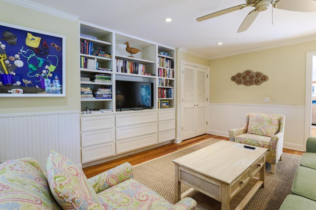 Holiday home 157 N. Sea Pines Dr. *