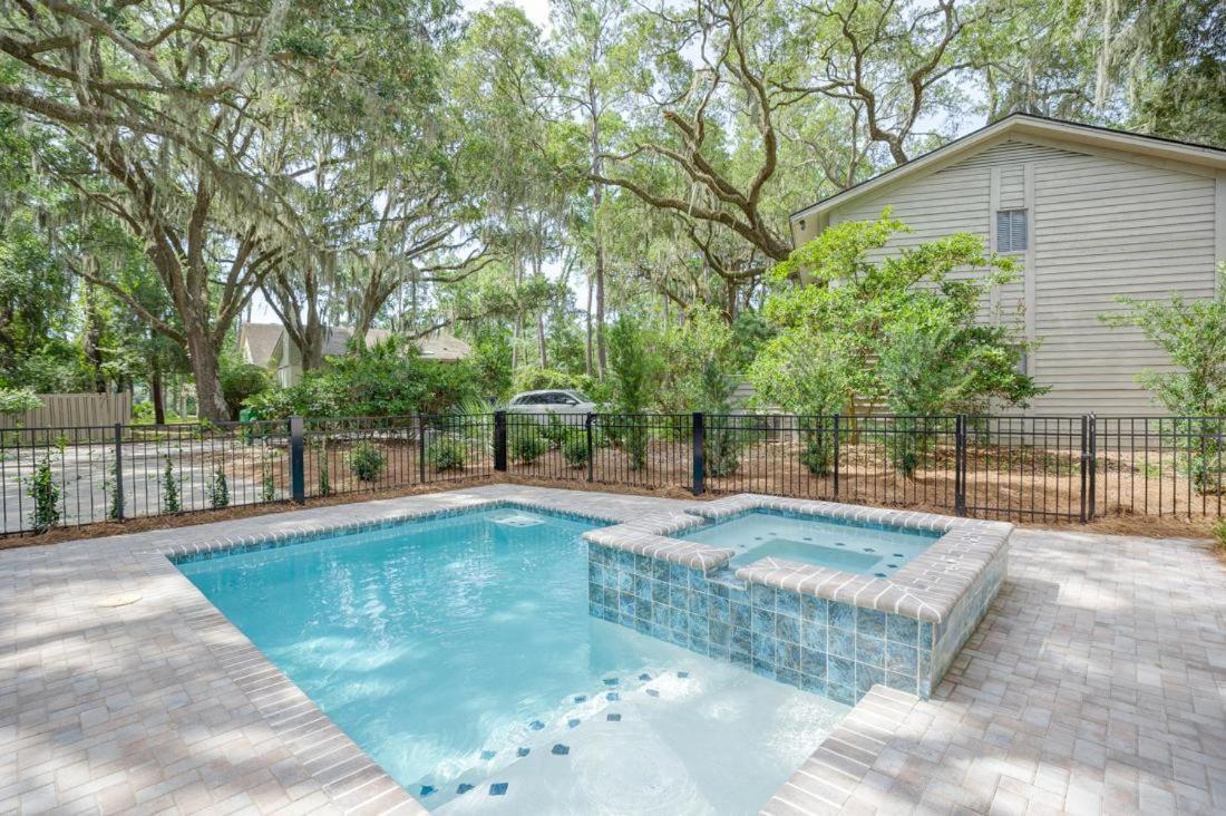 Holiday home 77 Lawton Rd