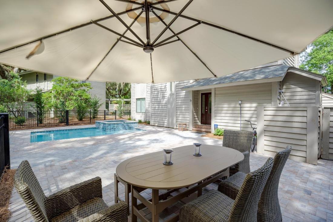 Holiday home 77 Lawton Rd