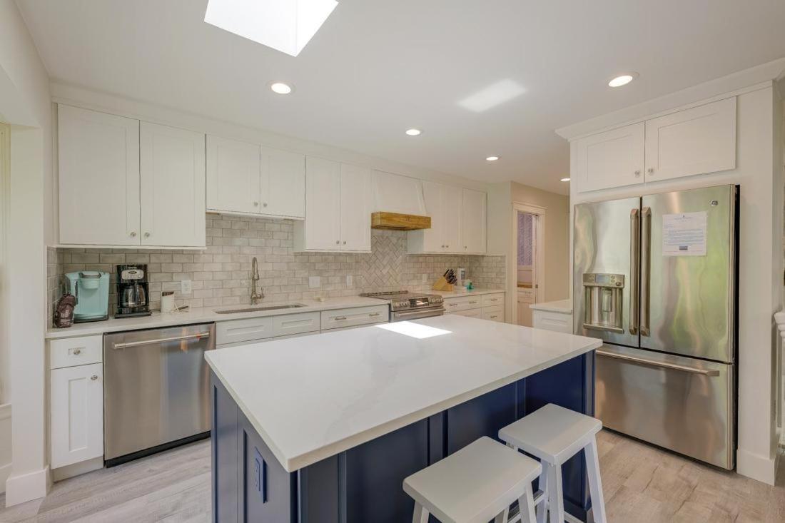 3 Sylvan Lane