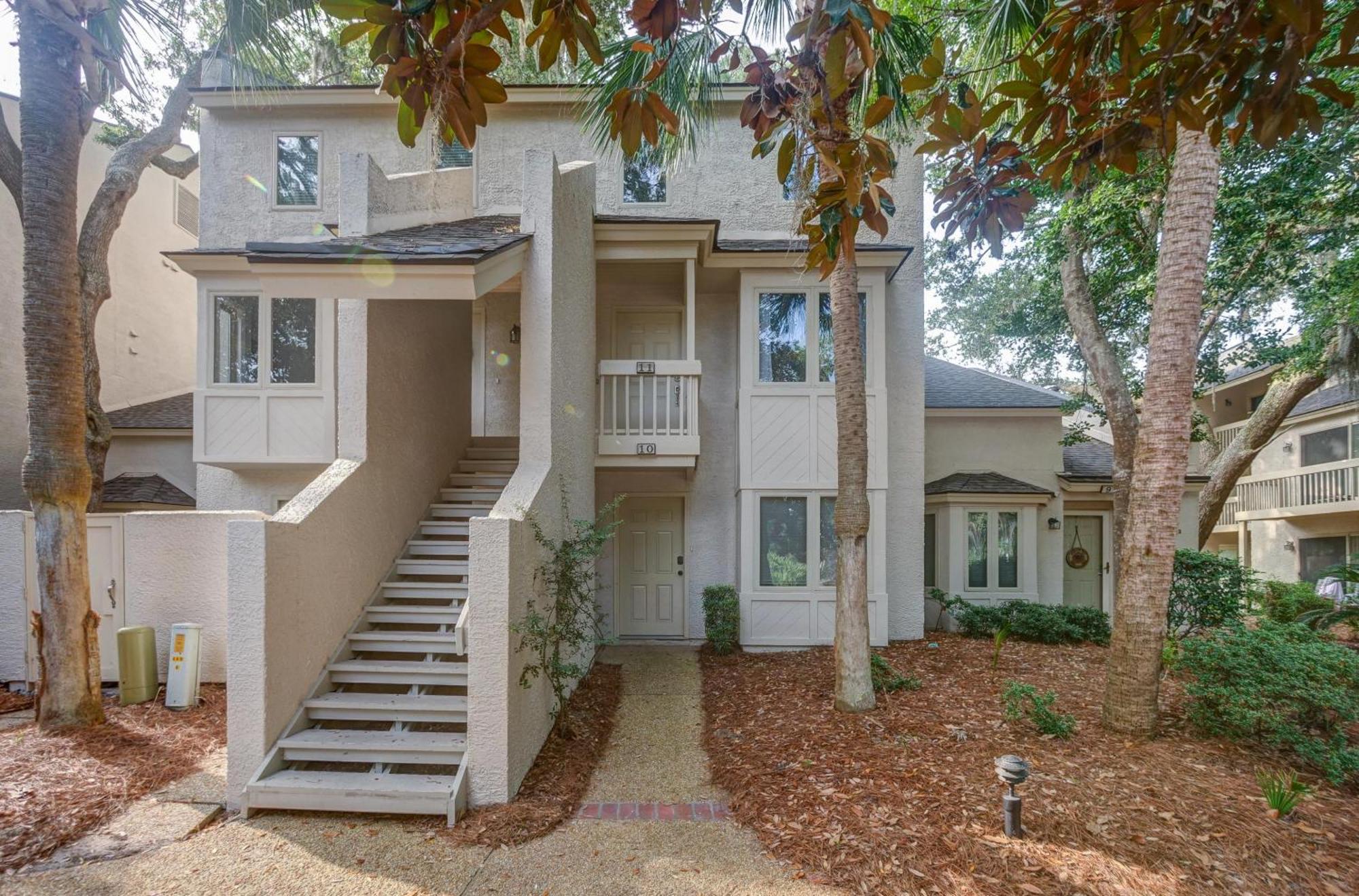 11 Arbor Villa