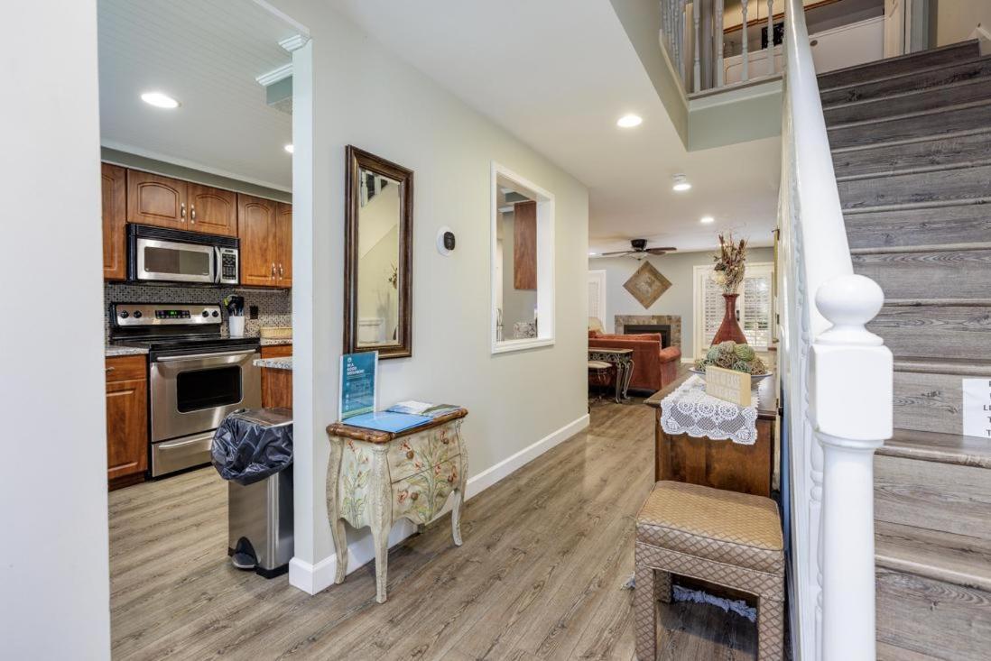 225 Evian * Hilton Head Island