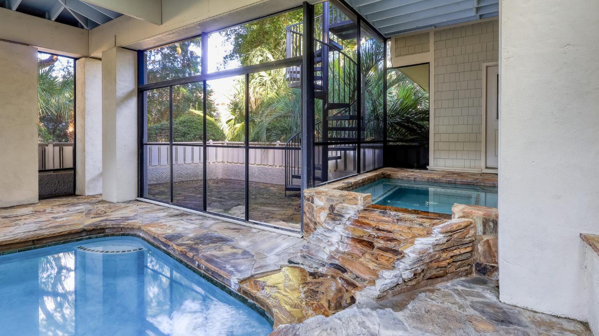 18 Turnberry Lane - Host2coast Holiday home