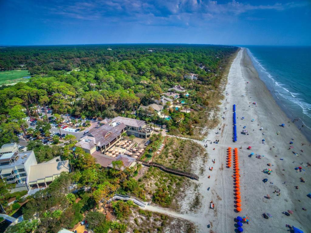 Updated Luxury 3 Bedroom 3 Ba Townhome In Sea Pines Near Harbourtown Sleeps 8 Community Pool Pet Friendly Holiday home Hilton Head Island