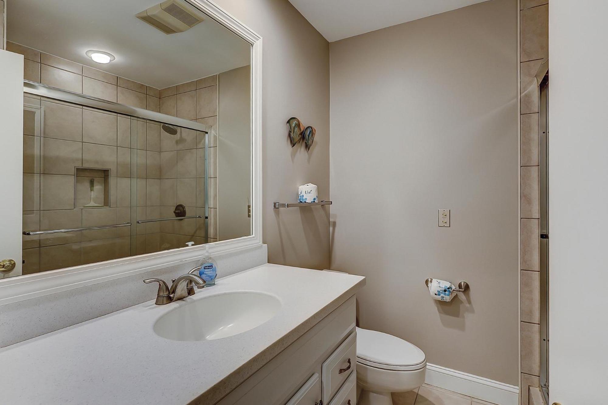 Updated Luxury 3 Bedroom 3 Ba Townhome In Sea Pines Near Harbourtown Sleeps 8 Community Pool Pet Friendly *