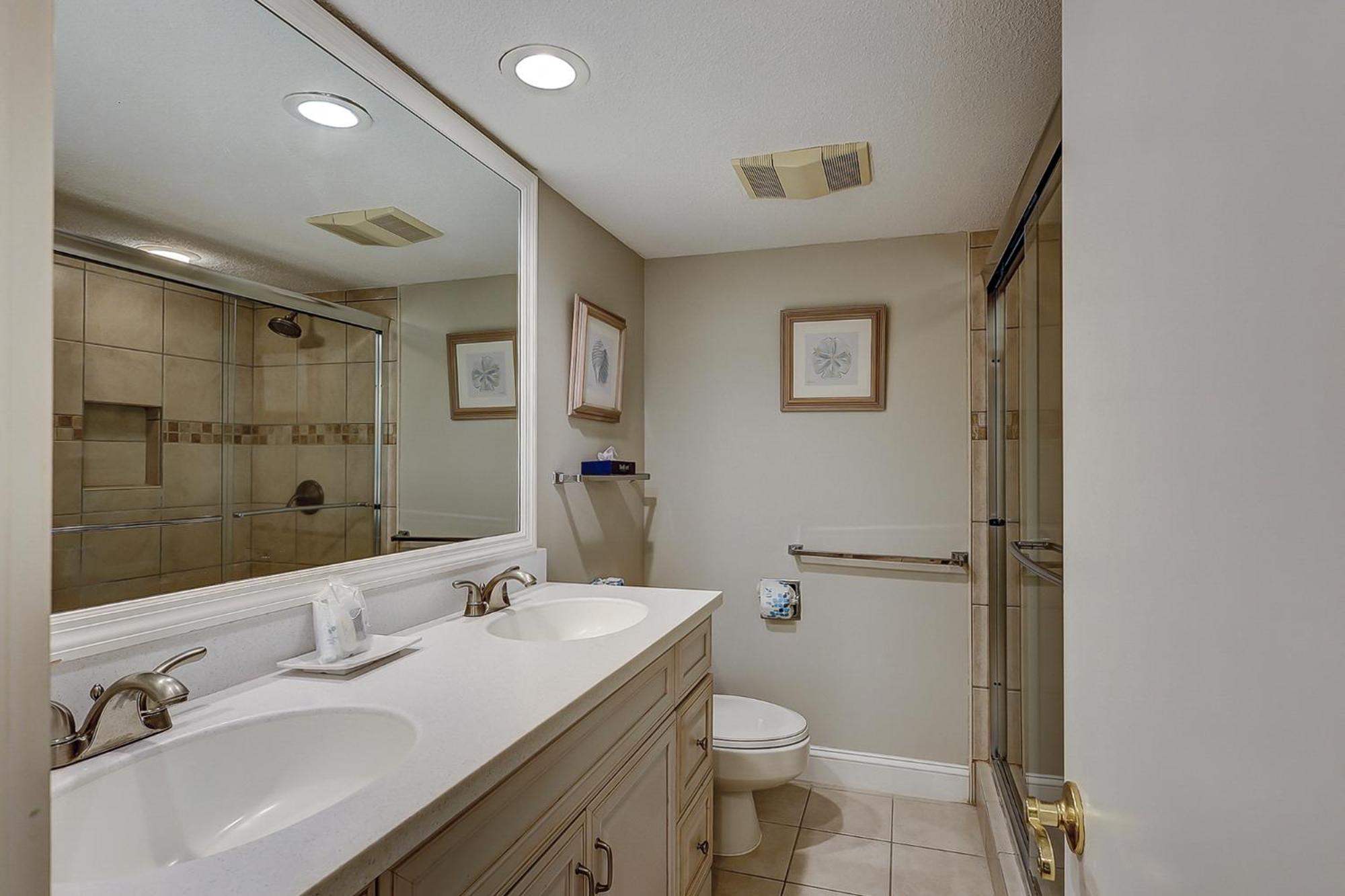Updated Luxury 3 Bedroom 3 Ba Townhome In Sea Pines Near Harbourtown Sleeps 8 Community Pool Pet Friendly Holiday home Hilton Head Island