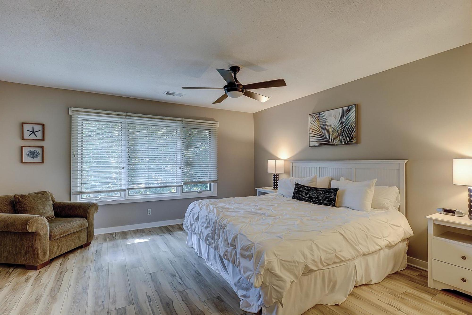 Updated Luxury 3 Bedroom 3 Ba Townhome In Sea Pines Near Harbourtown Sleeps 8 Community Pool Pet Friendly Hilton Head Island