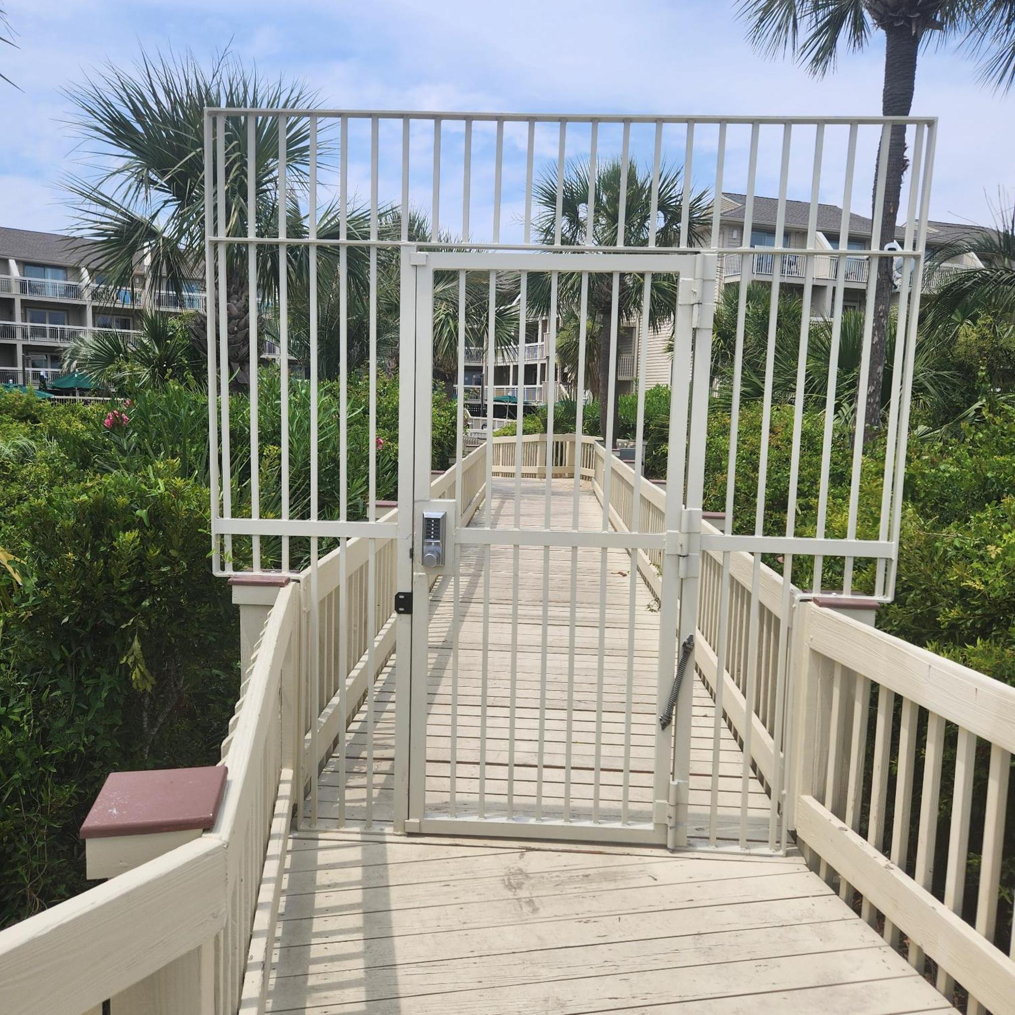 Ocean View Breakers At Coligny * Hilton Head Island