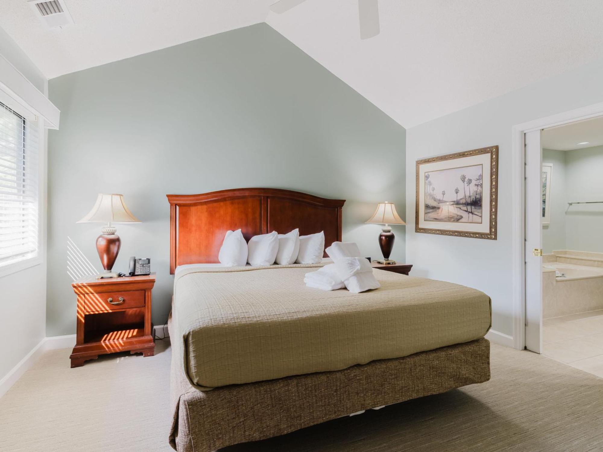 Southwind Ii At Shipyard Apartment