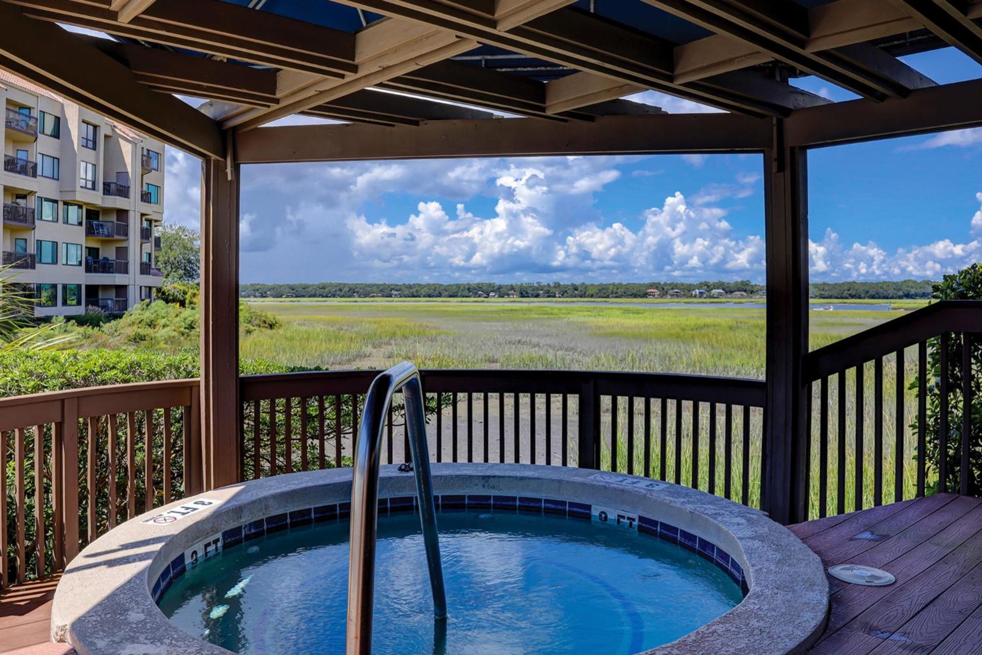 226 Captain's Quarters *