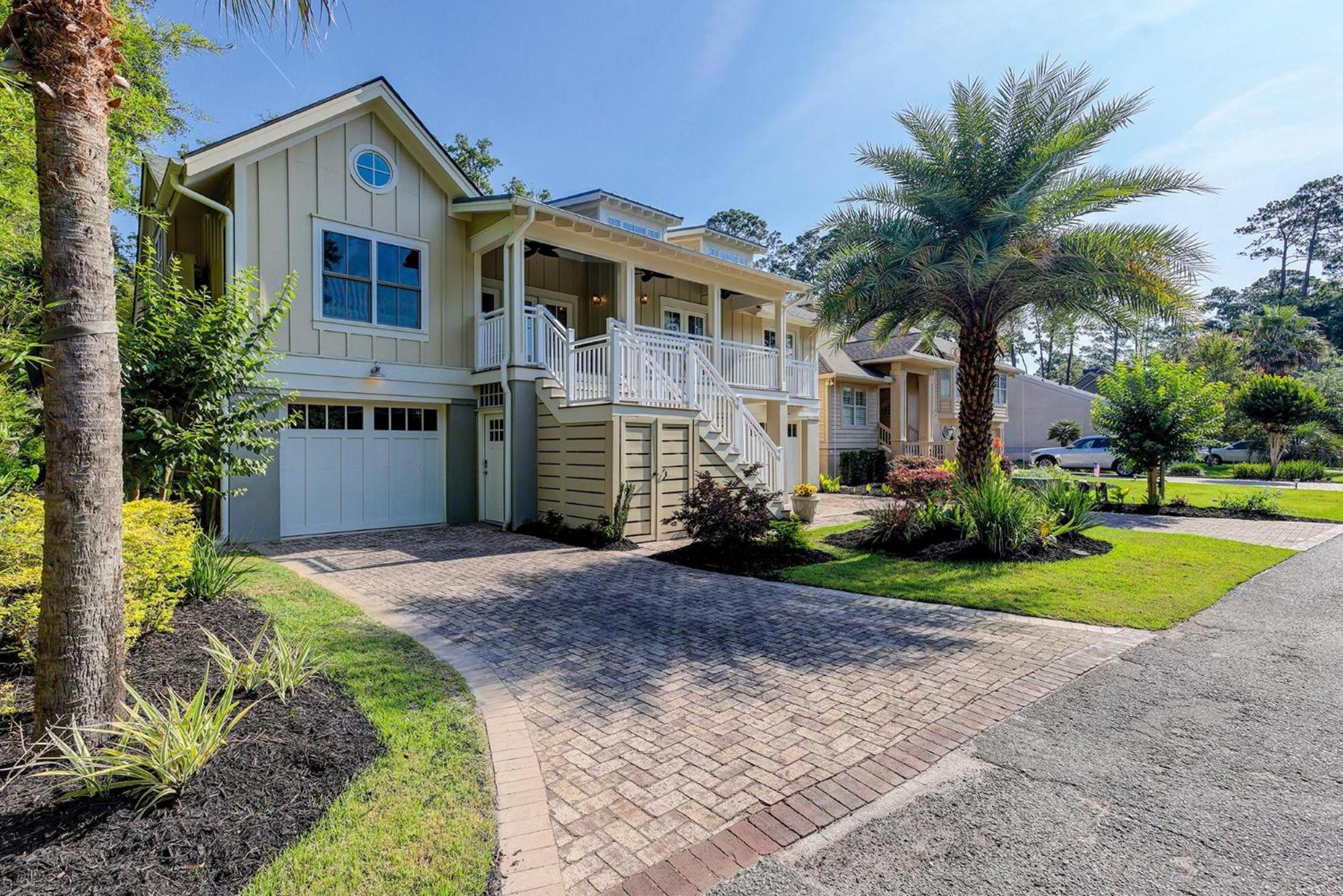 39 Oak Court