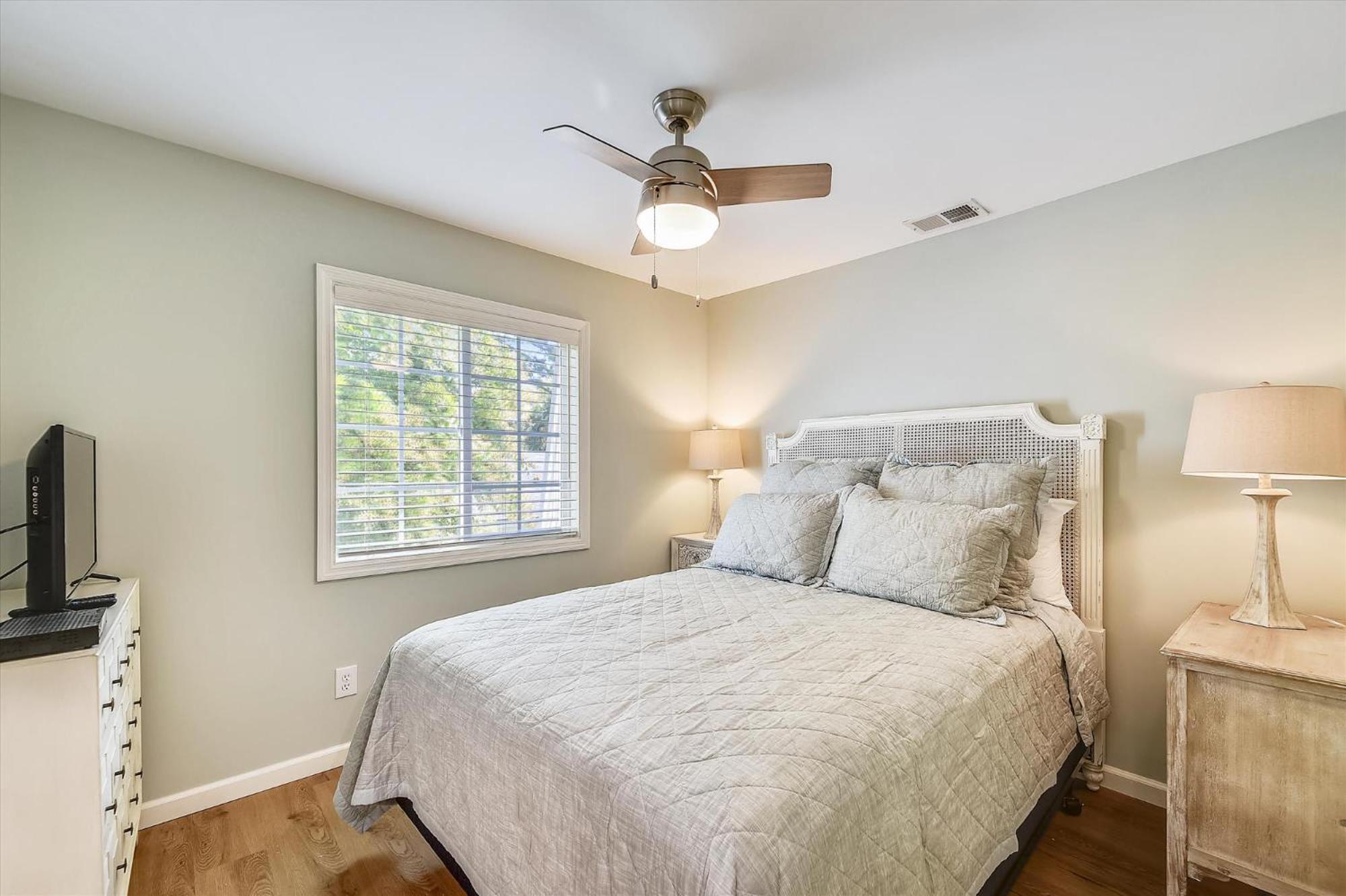 7 Periwinkle Lane- Close To Beach, Pool, Great Location, Dogs Ok, Free Activities Included Hilton Head Island