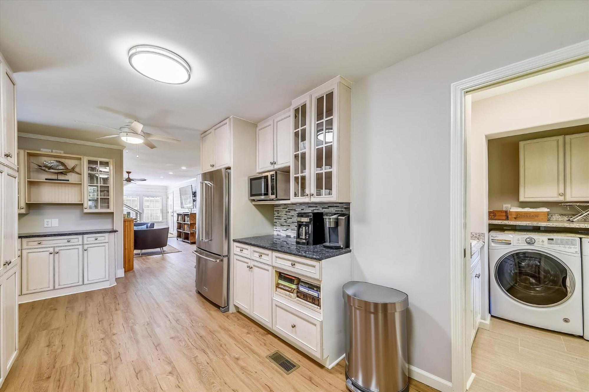 7 Periwinkle Lane- Close To Beach, Pool, Great Location, Dogs Ok, Free Activities Included * Hilton Head Island