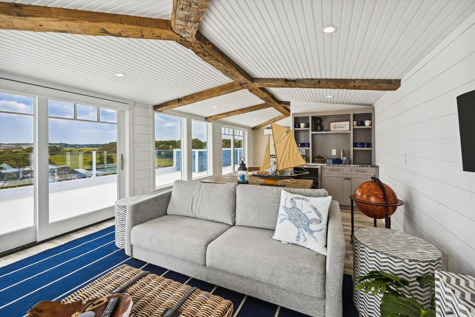 8 Terra Bella Trace- Oceanfront, 6 Primary Rooms, Pool, Roof Top, Free Activities Included