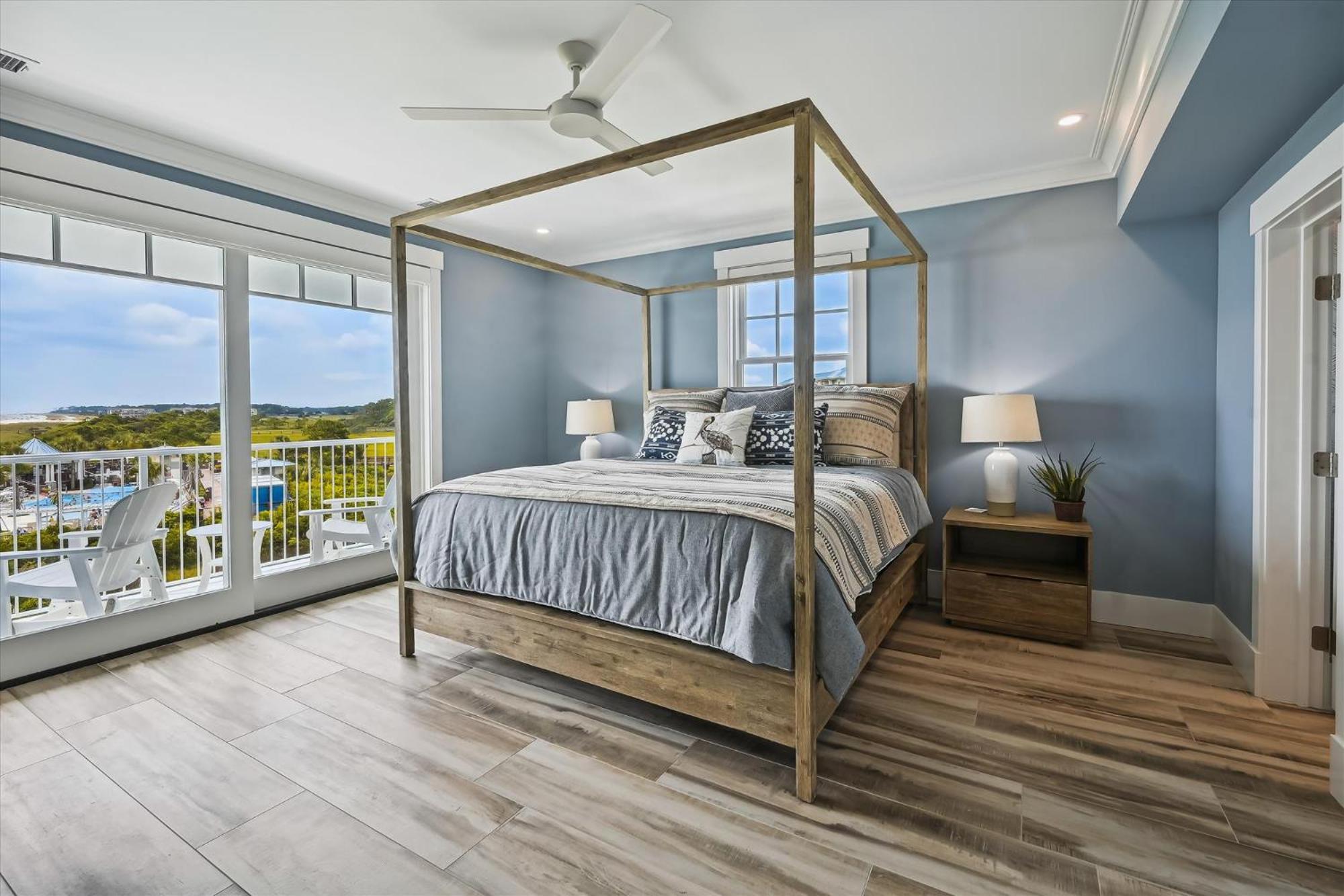 Holiday home 8 Terra Bella Trace- Oceanfront, 6 Primary Rooms, Pool, Roof Top, Free Activities Included *