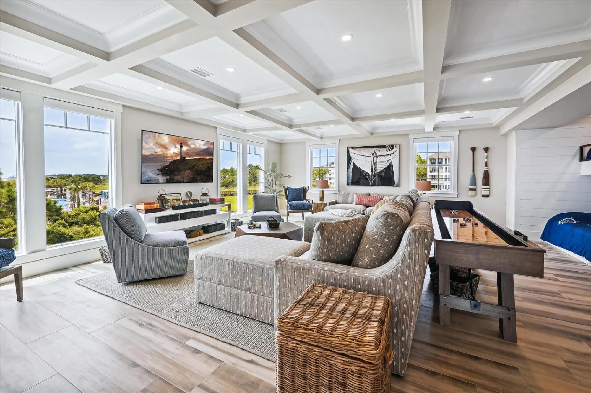 8 Terra Bella Trace- Oceanfront, 6 Primary Rooms, Pool, Roof Top, Free Activities Included *