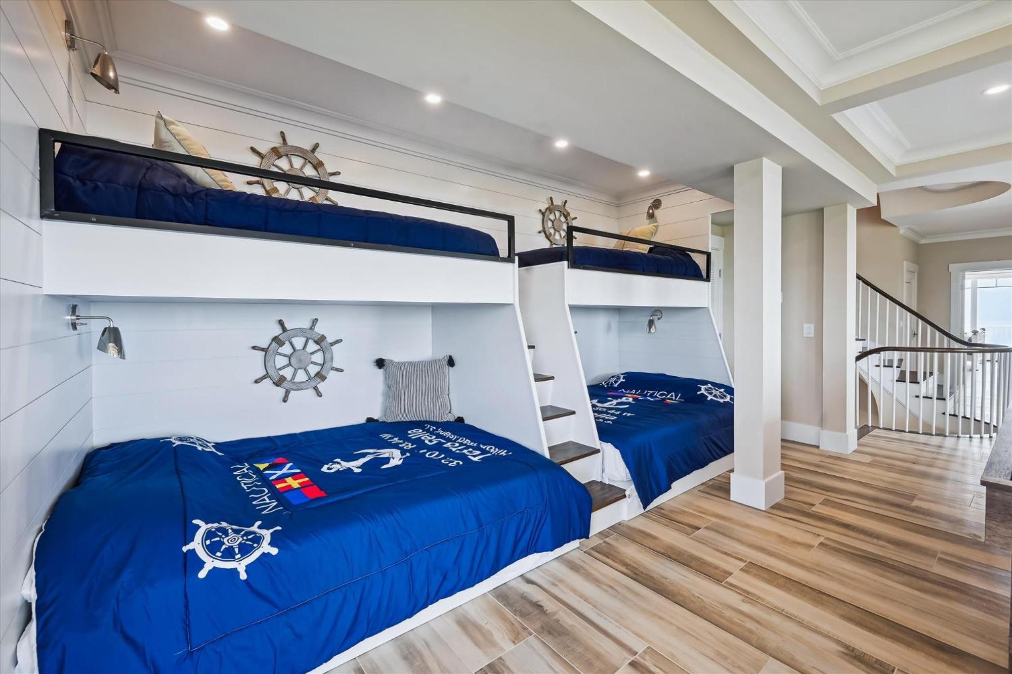 8 Terra Bella Trace- Oceanfront, 6 Primary Rooms, Pool, Roof Top, Free Activities Included Holiday home Hilton Head Island
