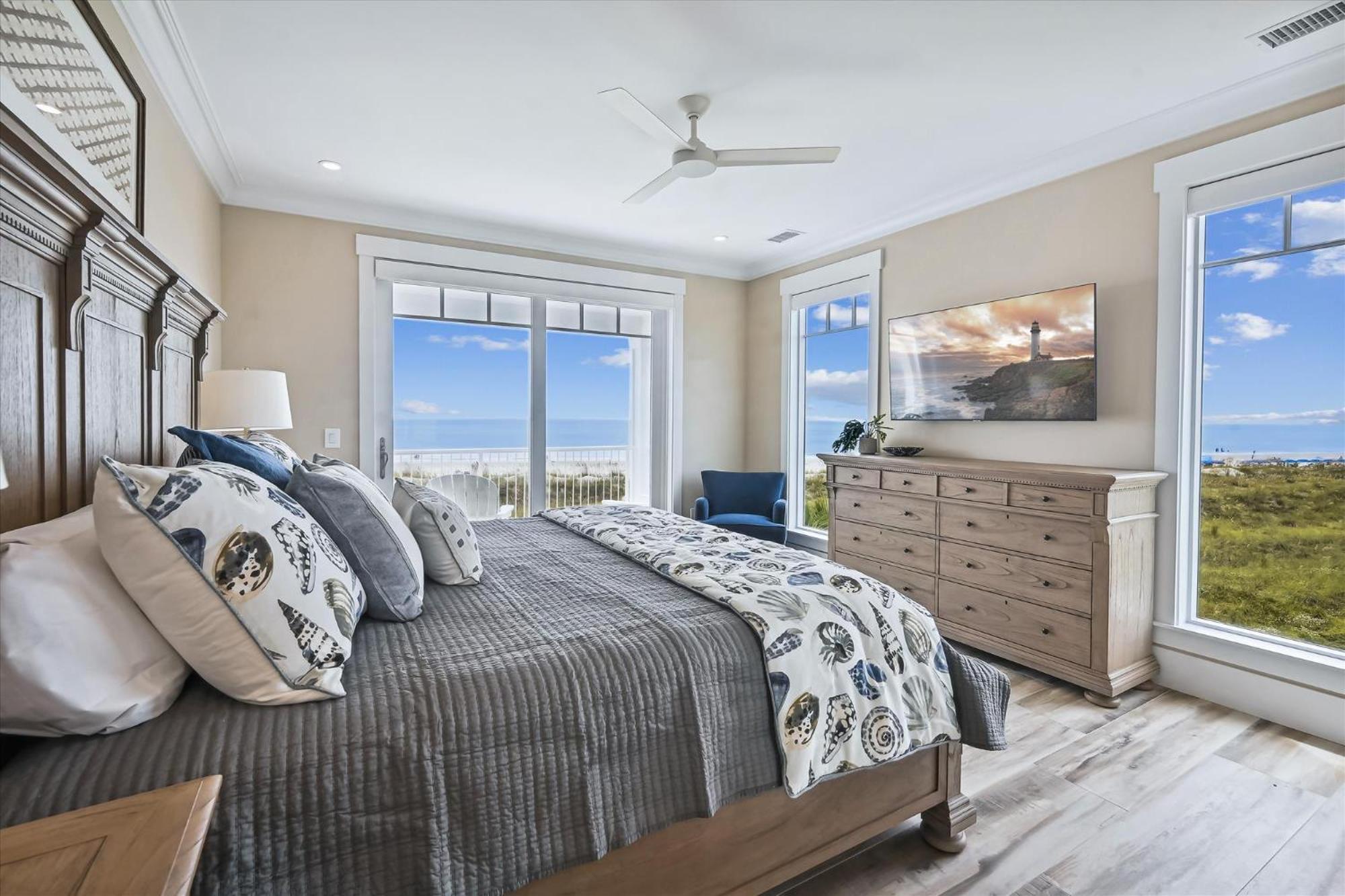 Holiday home 8 Terra Bella Trace- Oceanfront, 6 Primary Rooms, Pool, Roof Top, Free Activities Included Hilton Head Island