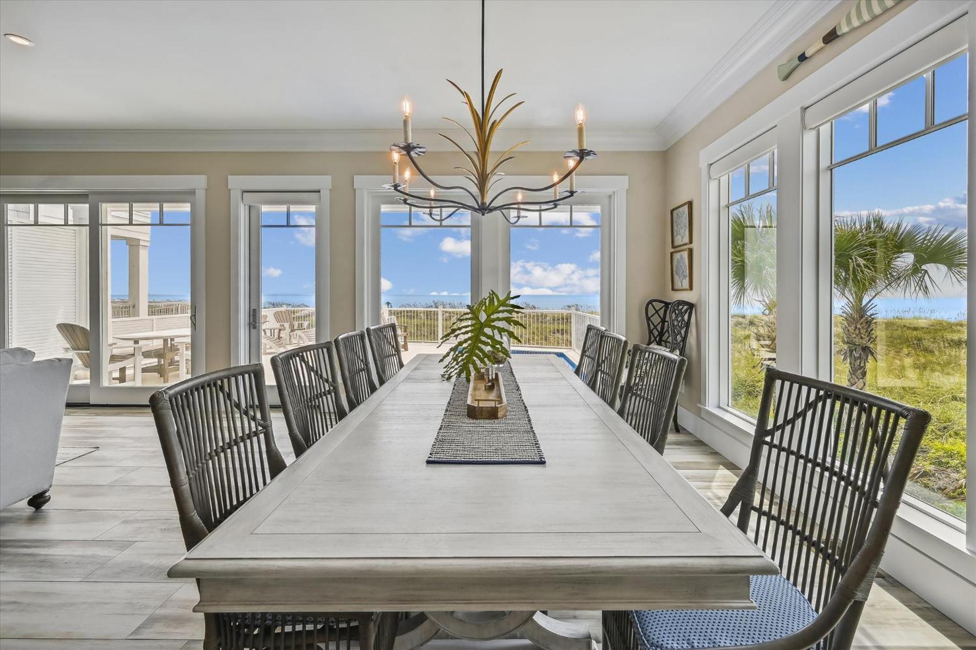 Holiday home 8 Terra Bella Trace- Oceanfront, 6 Primary Rooms, Pool, Roof Top, Free Activities Included Hilton Head Island