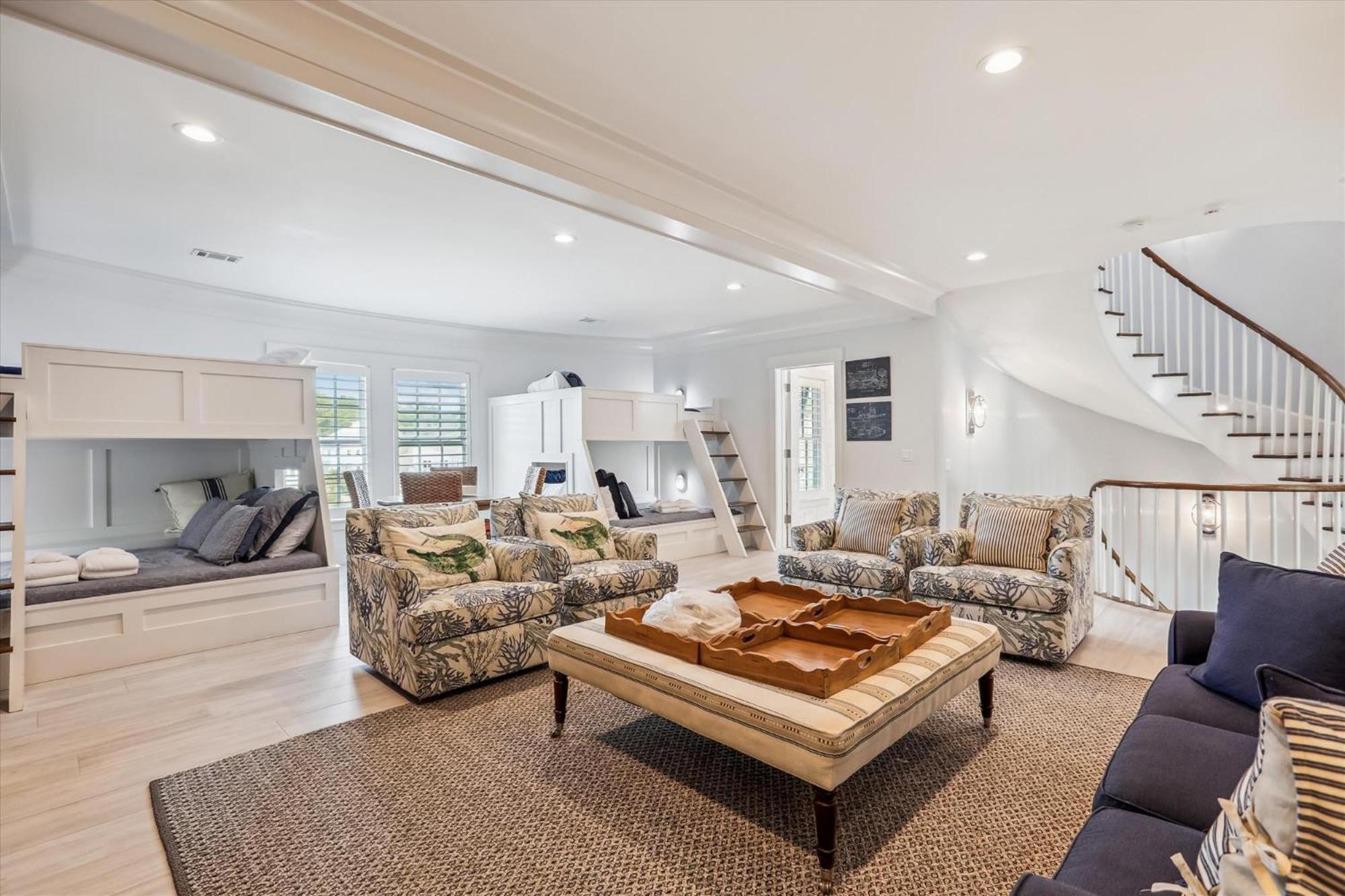 6 Terra Bella Trace- Oceanfront, Elevator, Private Pool, Roof Top, Free Activities Included *