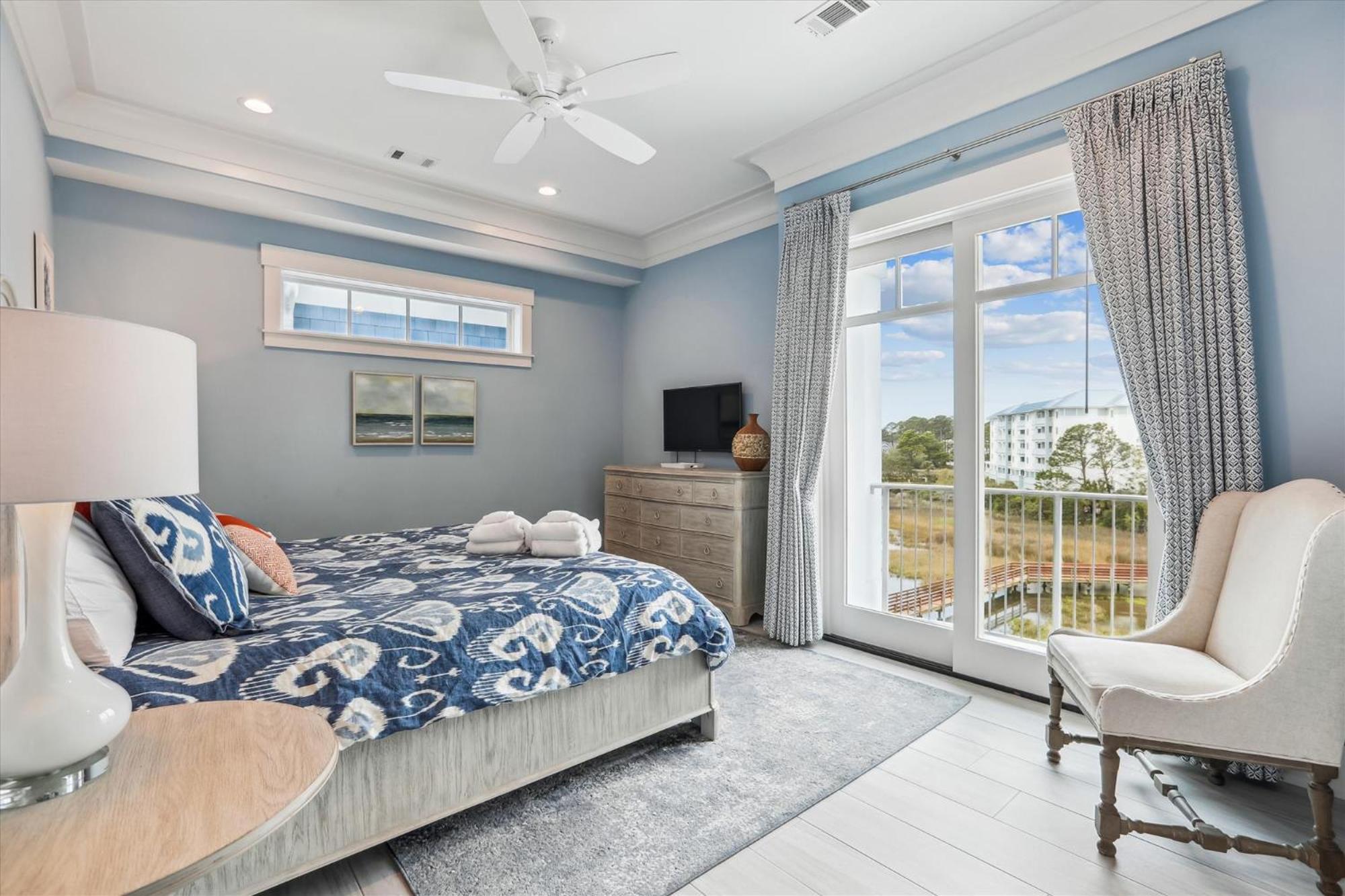 6 Terra Bella Trace- Oceanfront, Elevator, Private Pool, Roof Top, Free Activities Included Holiday home