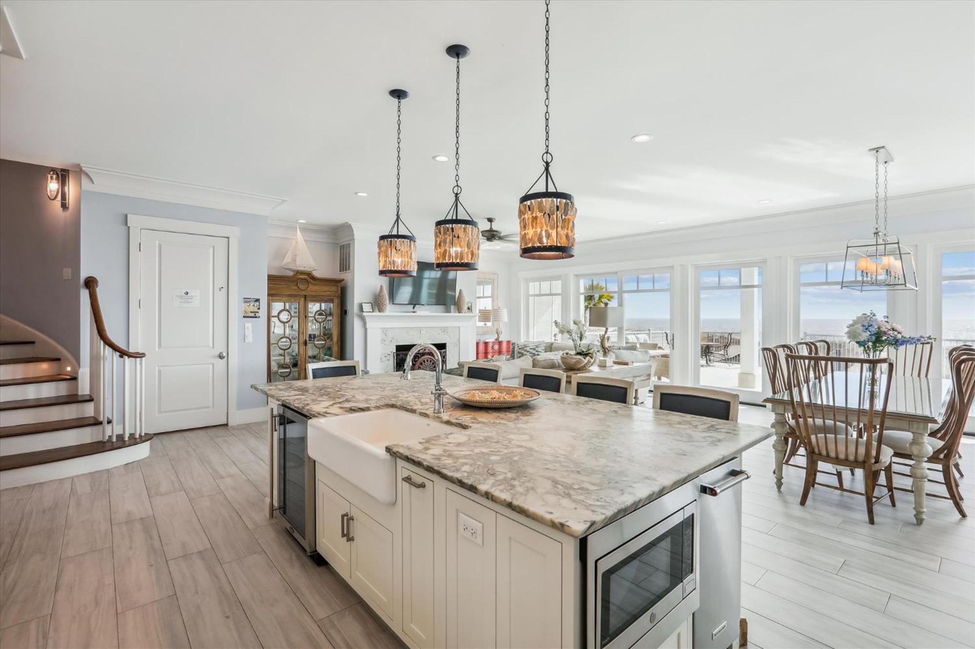 6 Terra Bella Trace- Oceanfront, Elevator, Private Pool, Roof Top, Free Activities Included Holiday home Hilton Head Island