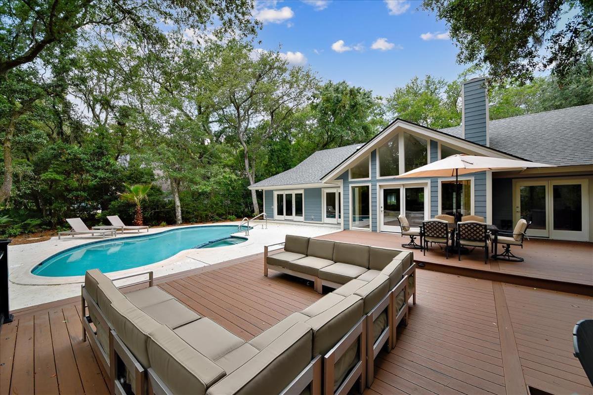 47 Off Shore- Dogs Ok, Huge Outdoor Space & Private Pool, Free Activities Included * Hilton Head Island