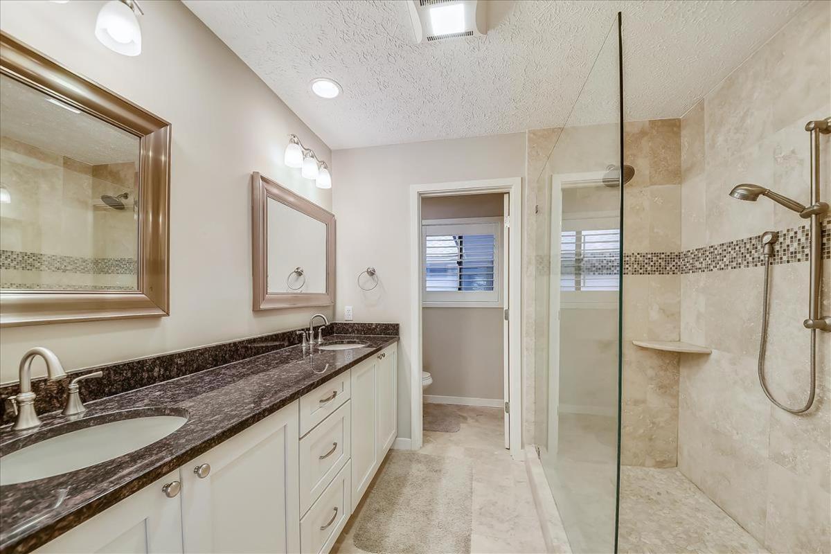 47 Off Shore- Dogs Ok, Huge Outdoor Space & Private Pool, Free Activities Included
