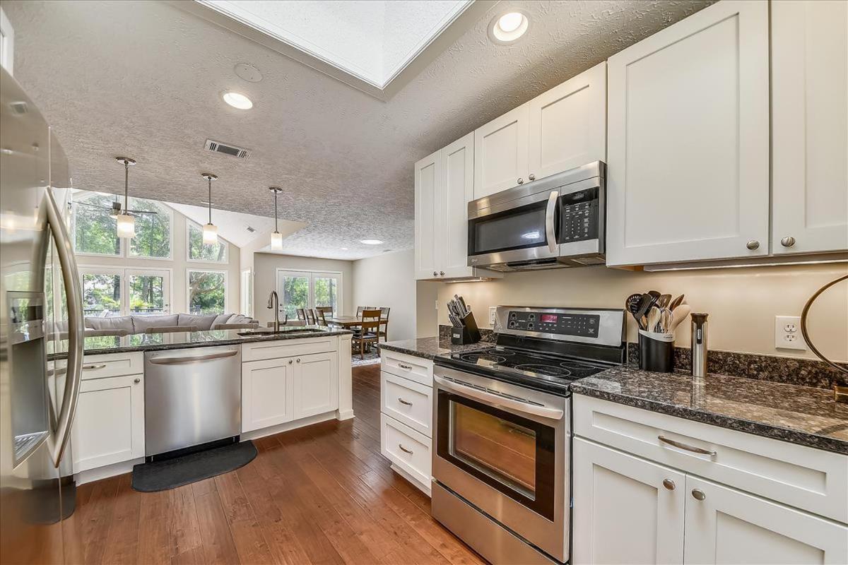 47 Off Shore- Dogs Ok, Huge Outdoor Space & Private Pool, Free Activities Included *