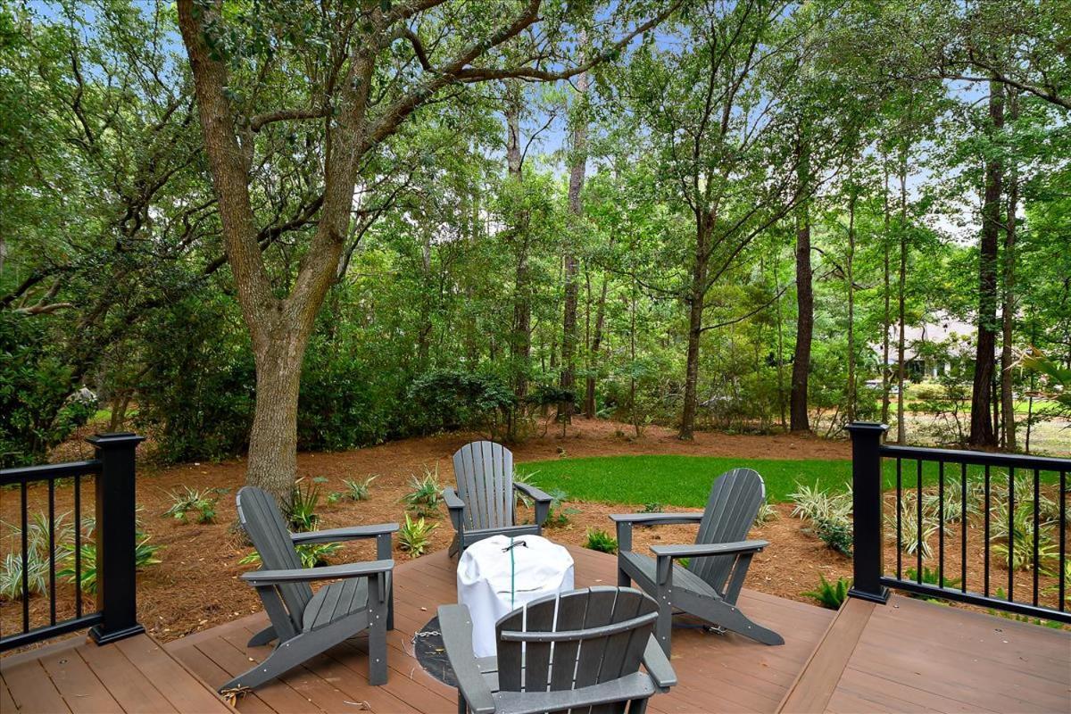 47 Off Shore- Dogs Ok, Huge Outdoor Space & Private Pool, Free Activities Included Holiday home Hilton Head Island