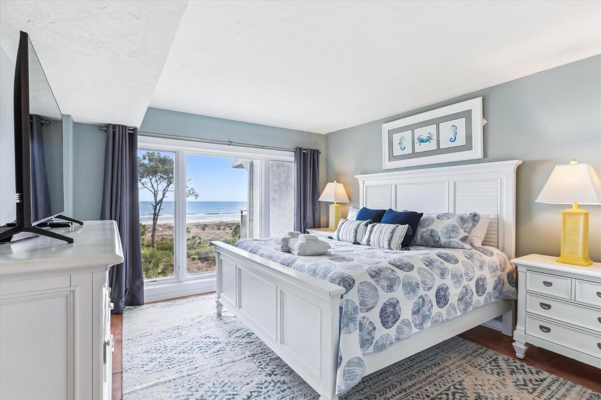 412 Shorewood Villas- Oceanfront Villa, Zero Entry Pool & Spa! Free Activities Included * Hilton Head Island