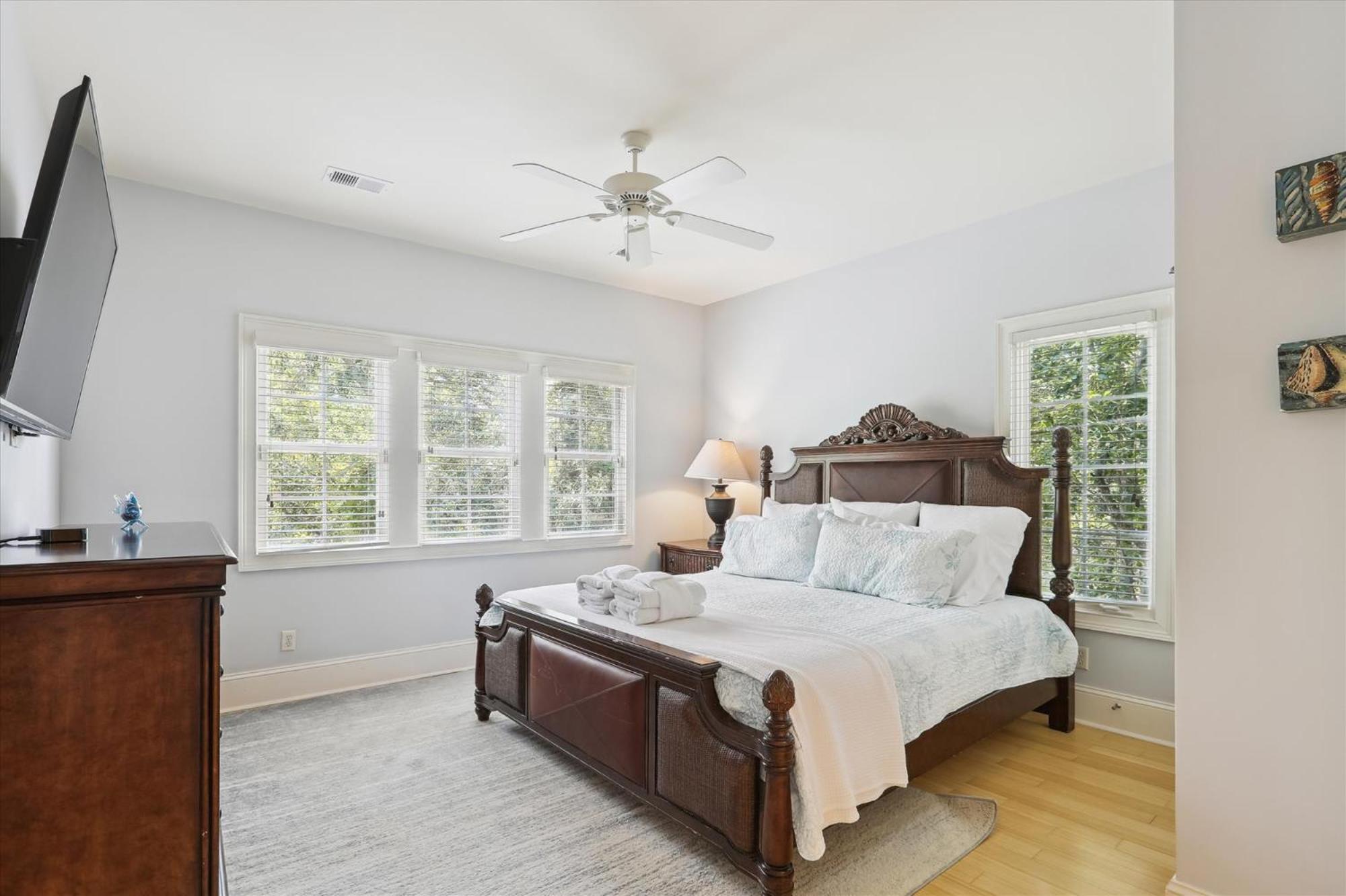 4 Surfwatch Way- Pet Friendly, Pool & Spa, Short Walk To Beach! Free Activities Included Hilton Head Island